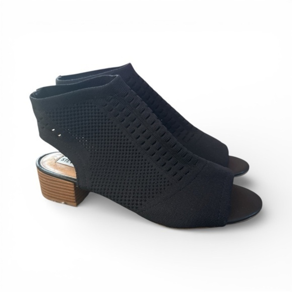 Steve Madden Black Peep-Toe Knit Ankle Slip On Shoes Casual Every Day Casual